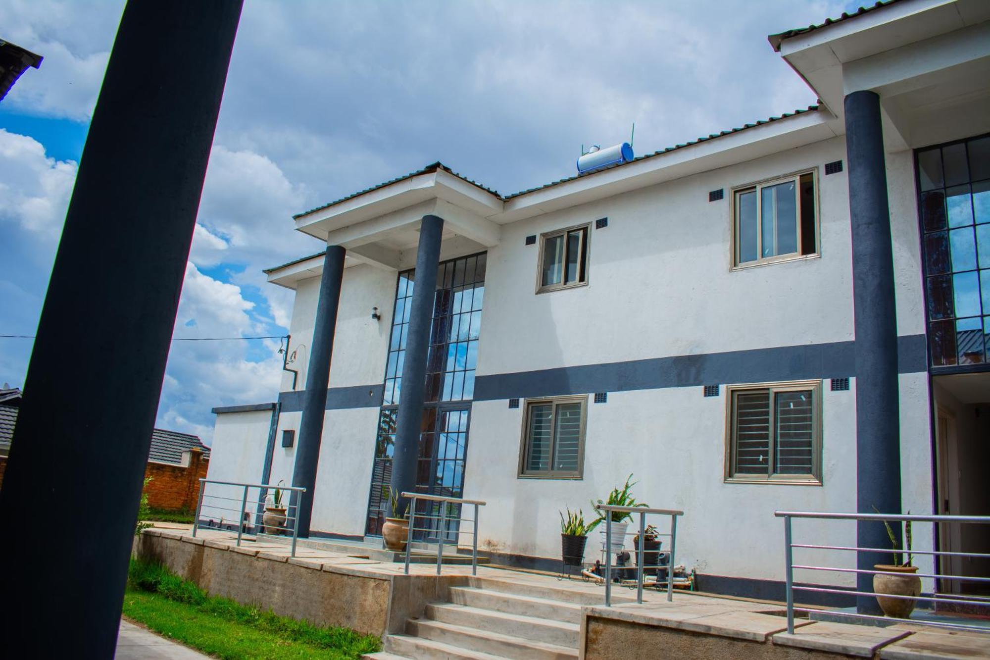 Divine Heights Bed And Breakfast Lilongwe Area 43 Eksteriør billede