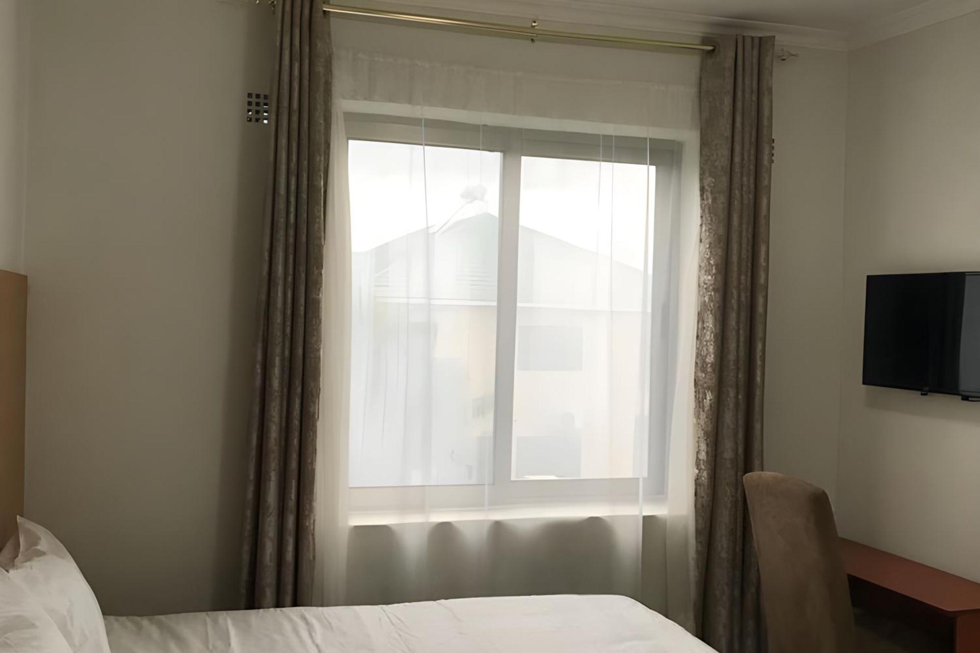 Divine Heights Bed And Breakfast Lilongwe Area 43 Eksteriør billede